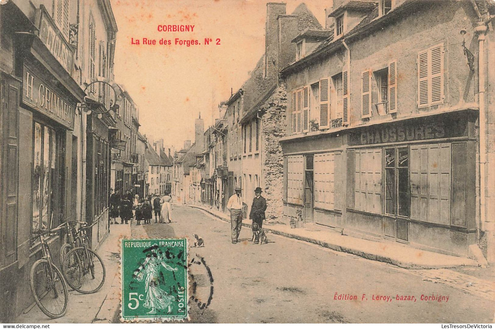 FRANCE - Corbigny - La Rue Des Forges - Carte Postale Ancienne - Corbigny