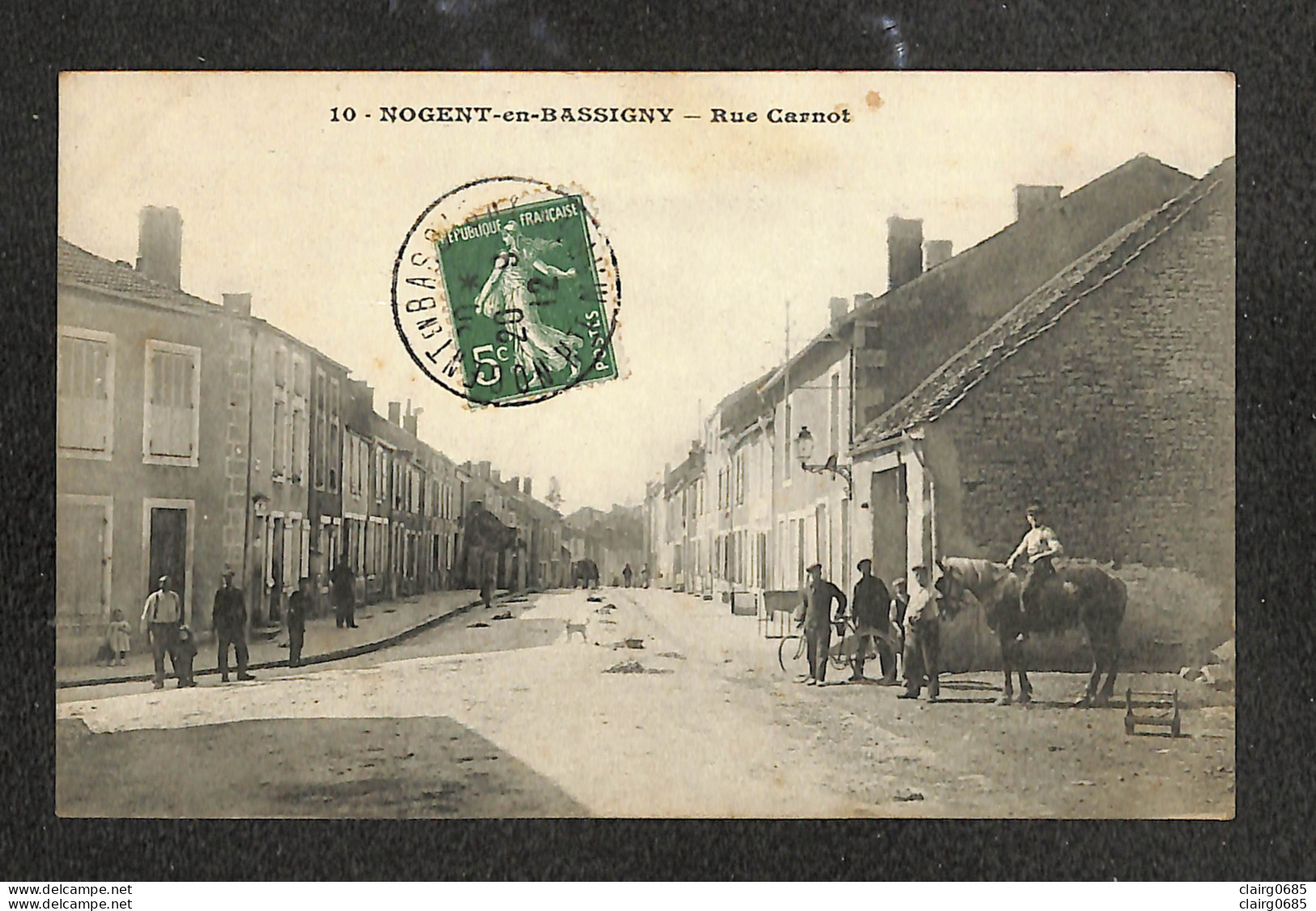 52 - NOGENT EN BASSIGNY - Rue Carnot - 1912  - Nogent-en-Bassigny