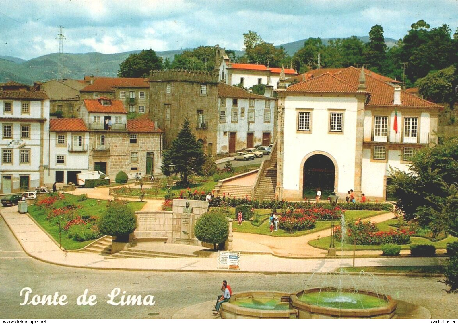 PONTE DE LIMA - Praça Da República  (2 Scans) - Viana Do Castelo