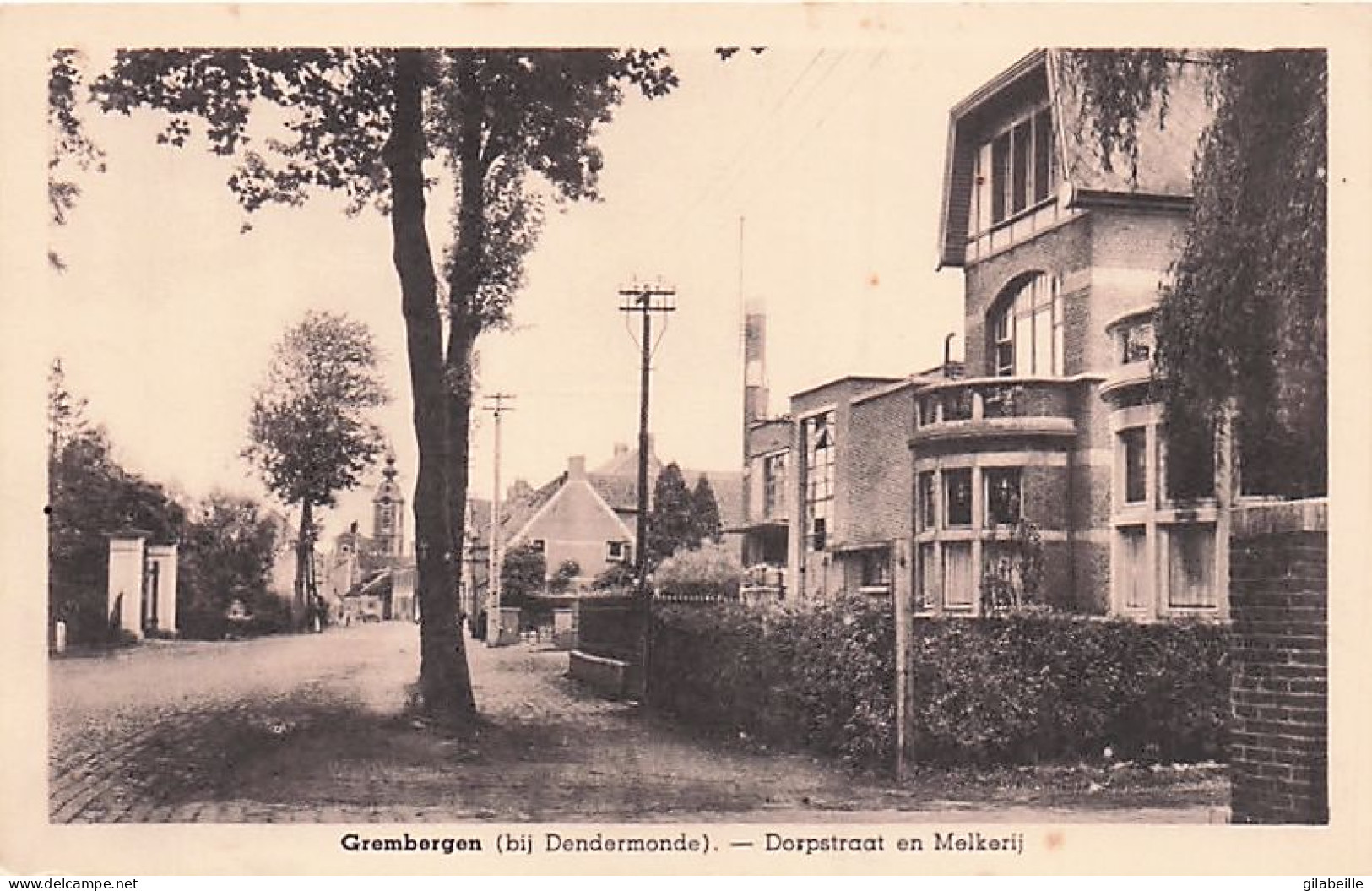 Grembergen (bij Dendermonde) - Dorpstraat En Melkerij - Dendermonde