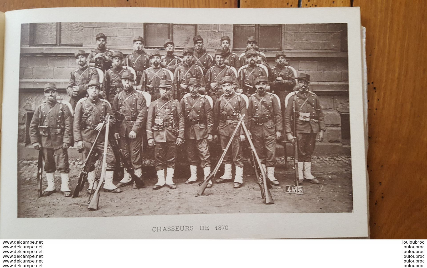 LIVRE FETE DE SIDI BRAHIM 47e D.I. DEFILE HISTORIQUE TREVES LE 14/10/1921  AVEC 32 PHOTOGRAPHIES 25 X 16 CM - Francés