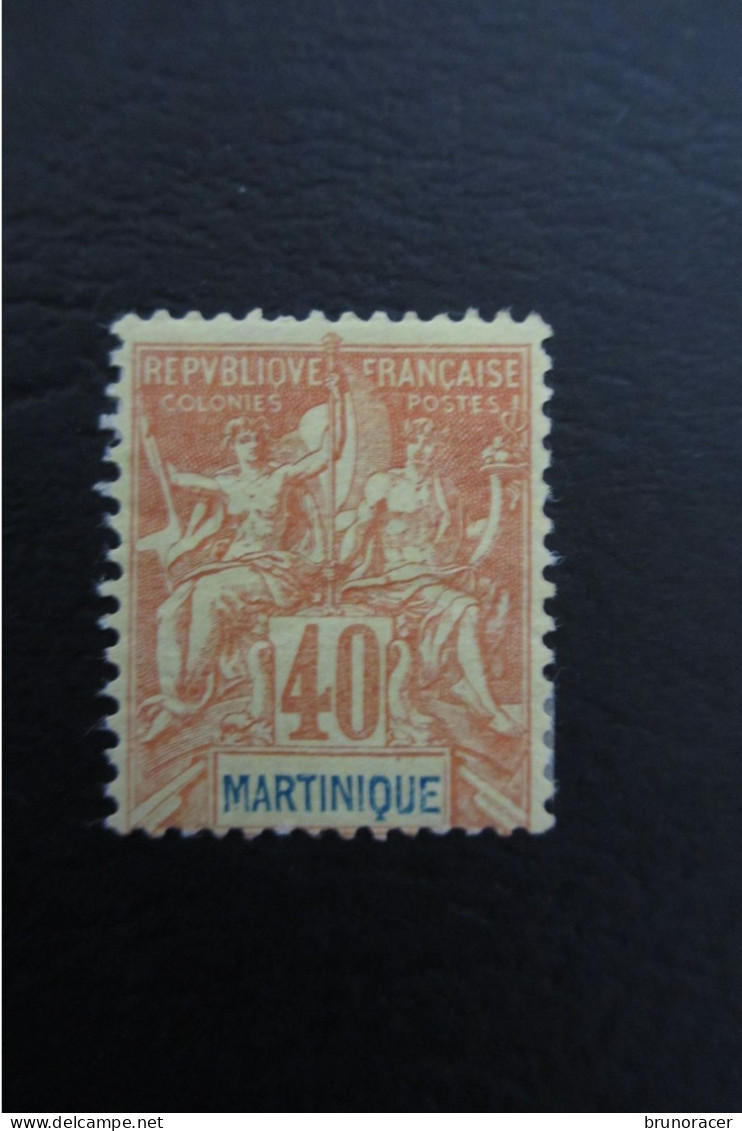 MARTINIQUE TYPE GROUPE N°40 NEUF GOMME PATIELLE COTE 45 EUROS VOIR SCANS - Ungebraucht