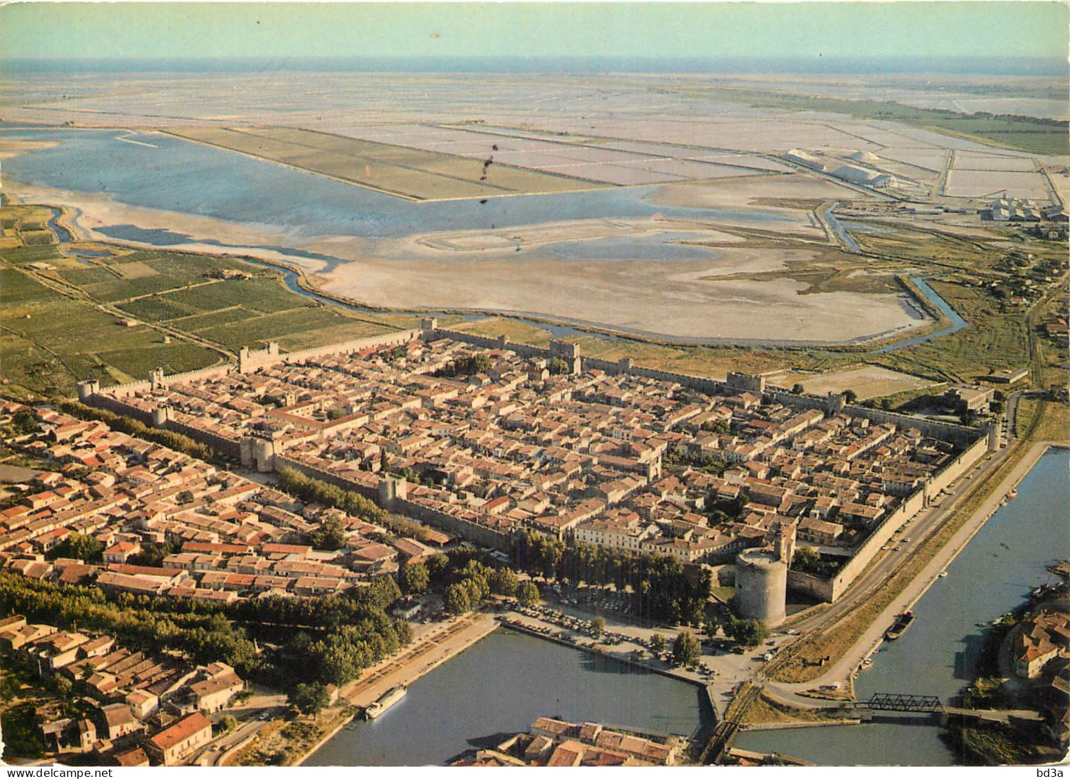 30 AIGUES MORTES VUE AERIENNE  - Aigues-Mortes