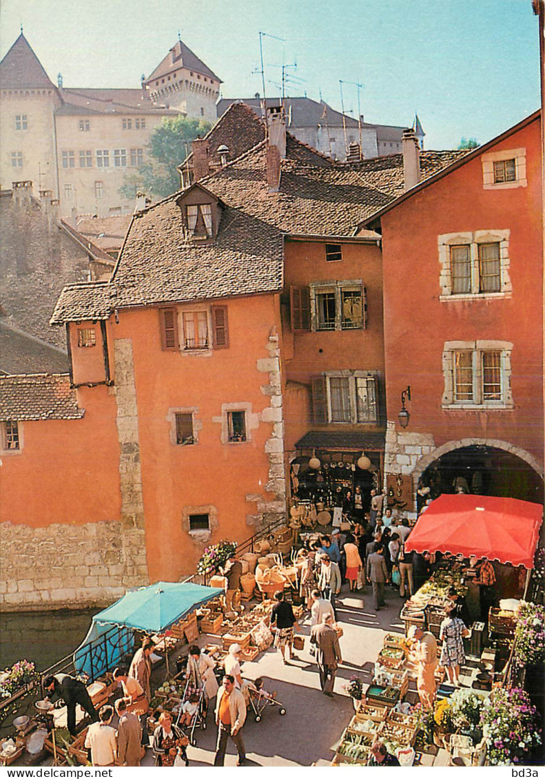 74 ANNECY LA VIEILLE VILLE JOUR DE MARCHE - Annecy-le-Vieux