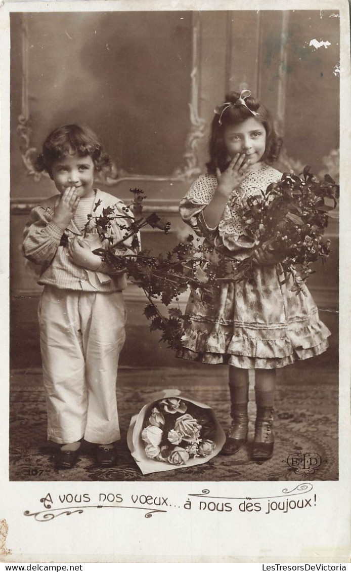 ENFANTS - A Vous Nos Voeux... à Nous Des Joujoux - Une Sœur Et Un Frère - Carte Postale Ancienne - Abbildungen