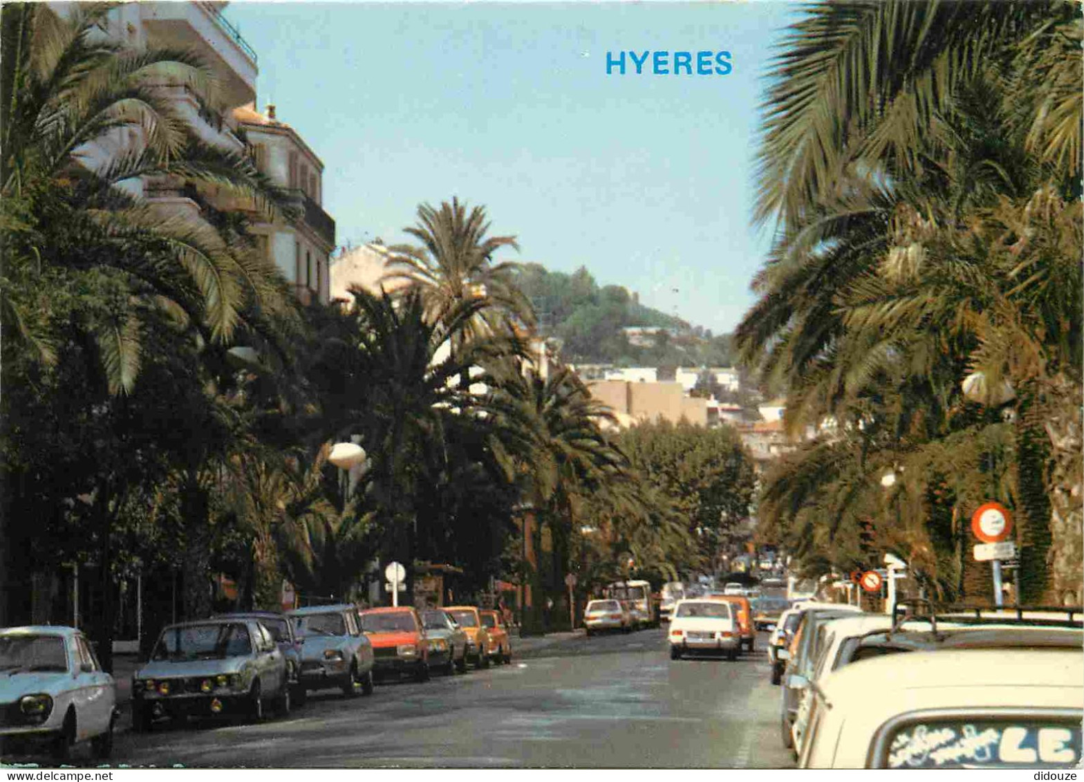 Automobiles - Hyères Les Palmiers - Avenue Gambetta - CPM - Voir Scans Recto-Verso - PKW