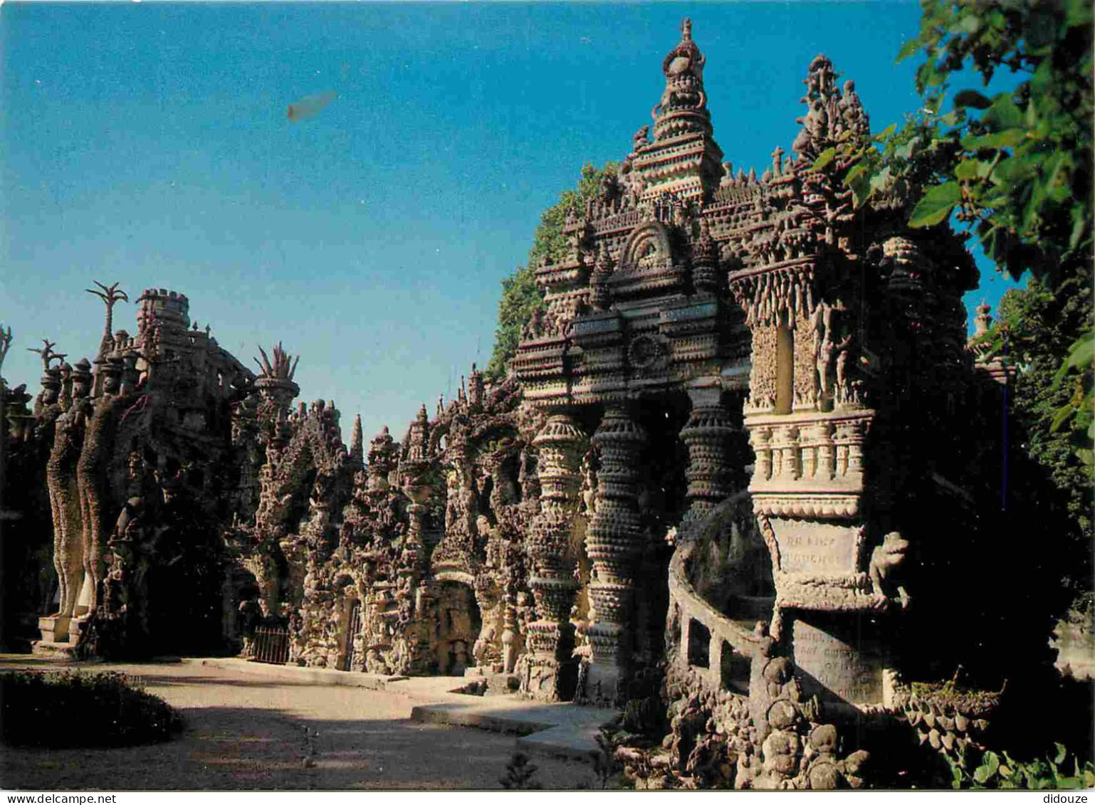 26 - Hauterives -  Le Palais Idéal - Oeuvre Du Facteur Ferdinand Cheval - CPM - Voir Scans Recto-Verso - Hauterives