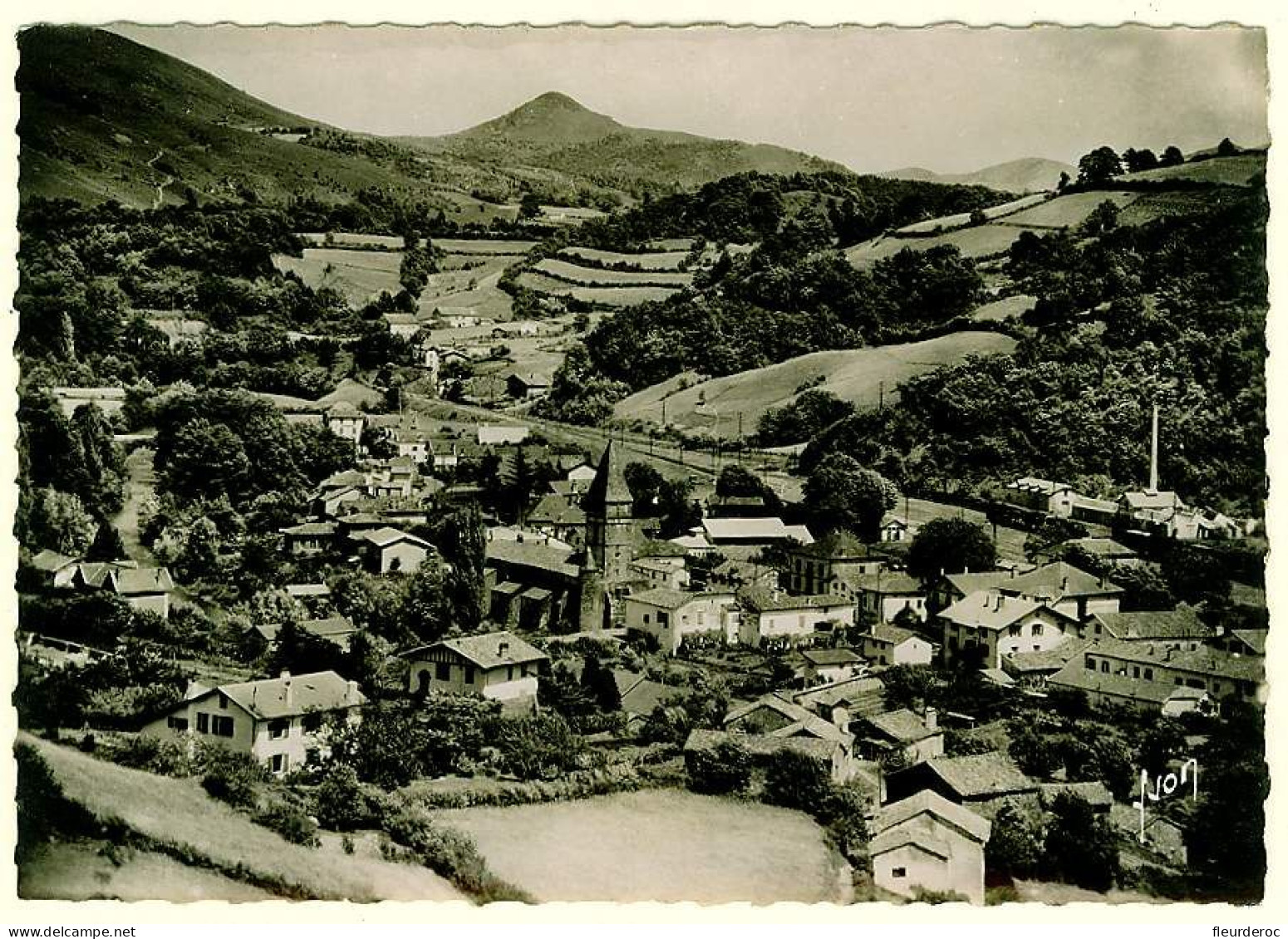 64 - CM53749CPM - SAINT ETIENNE DE BAIGORRY - Vue Générale - Très Bon état - PYRENEES-ATLANTIQUES - Saint Etienne De Baigorry