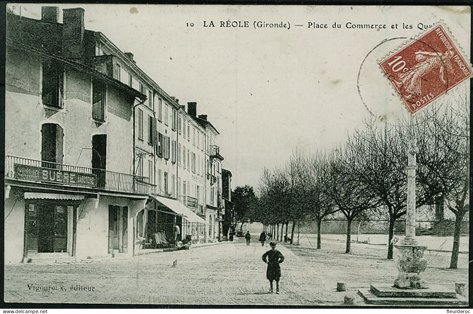33 - CB52350CPA - LA REOLE - Place Du Commerce Et Les Quais - SUERE Saboterie - Bon état - GIRONDE - La Réole