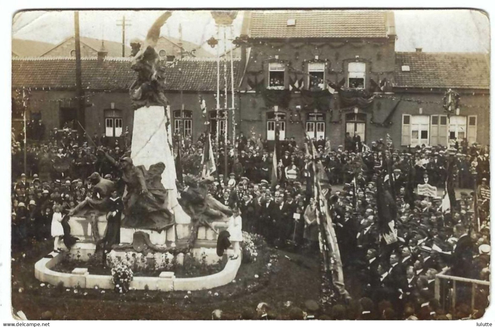 Hamme Photo  Monument Aux Mort  Statieplein ( Inauguration ? ) - Hamme