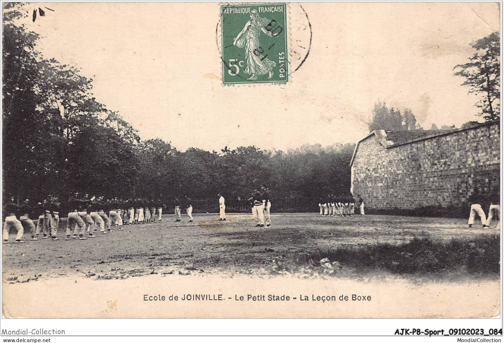 AJKP8-0801 - SPORT - ECOLE DE JONVILLE - LE PETIT STADE - LA LECON DE BOXE  - Boxe