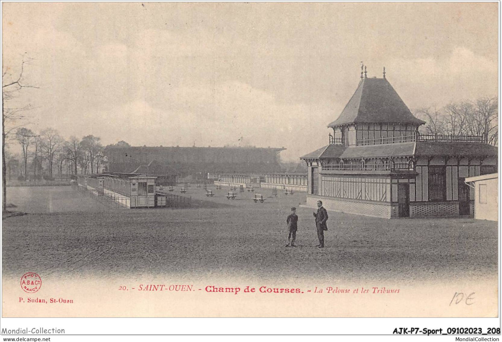 AJKP7-0755 - SPORT - SAINT-OUEN - CHAMP DE COURSES - LA PELOUSE ET LES TRIBUNES  - Atletismo