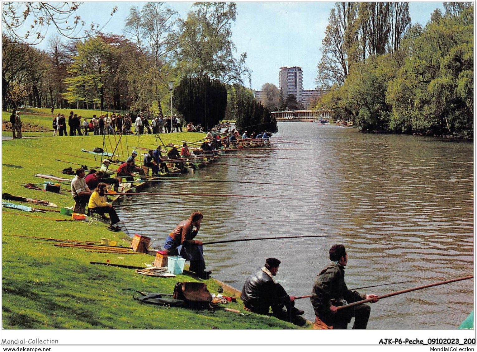 AJKP6-0635 - PECHE - ROUBAIX - LE PARC BARBIEUX  - Fishing