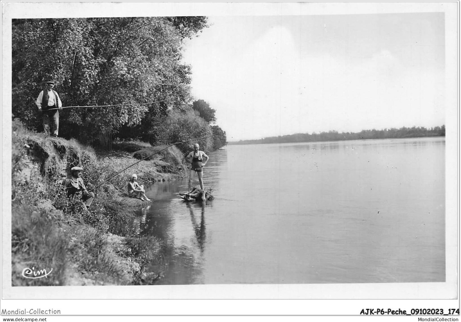 AJKP6-0622 - PECHE - LA CELLE-SUR-LOIRE - UN COIN DE LA LOIRE  - Pesca