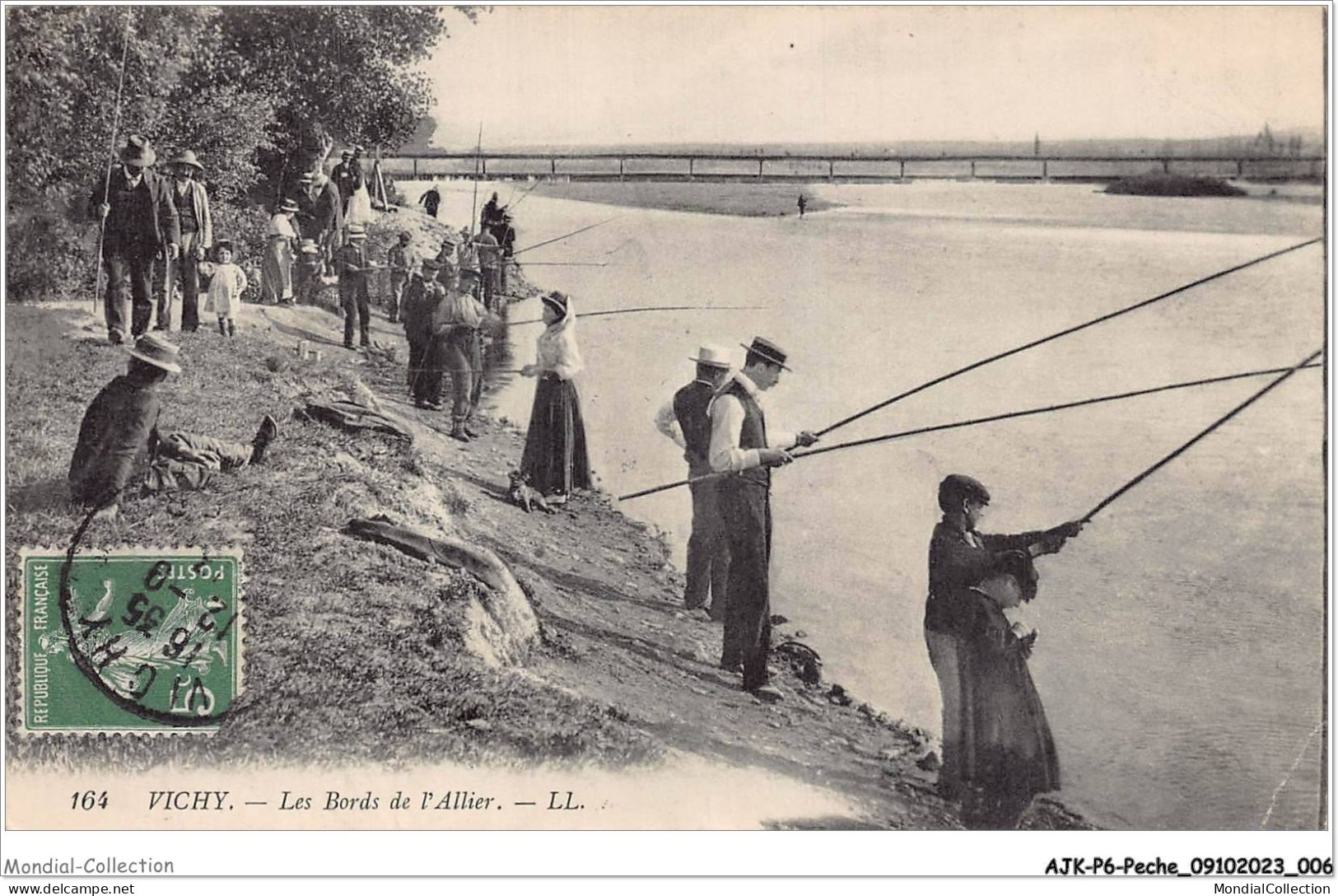 AJKP6-0538 - PECHE - VICHY - LES BORDS DE L'ALLIER  - Fishing