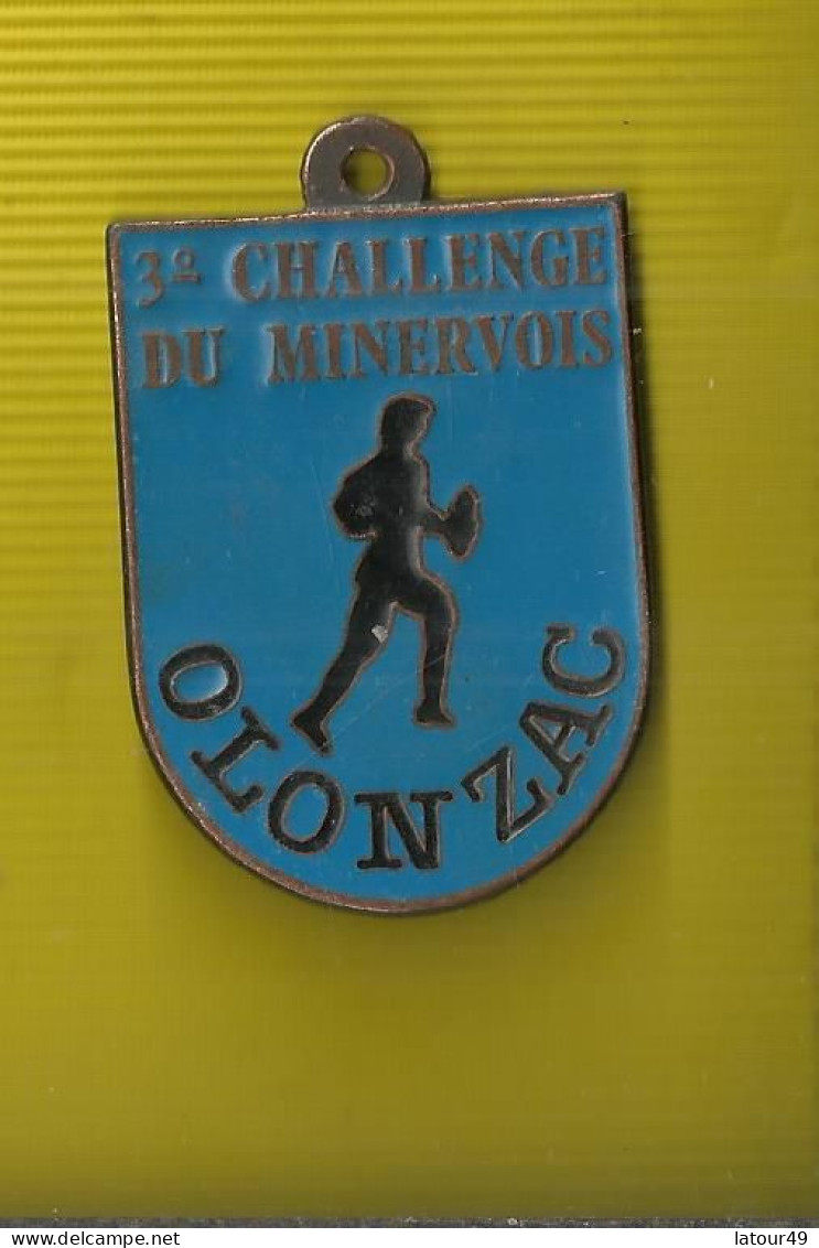 3 E Challence De Rugby Du Minervois  Olonzac ( Emaille) 6 X 4 Cm - Autres & Non Classés