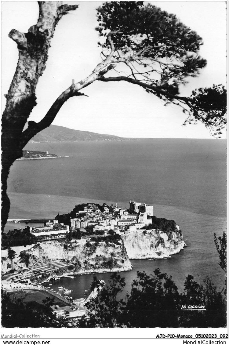 AJDP10-MONACO-1031 - MONACO - Le Rocher Et Vue Sur L'italie  - Multi-vues, Vues Panoramiques