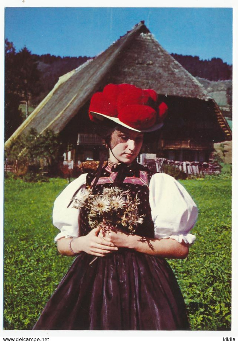 CPSM 10,5 X 15 Allemagne (163) Bade-Wurtemberg GUTACH Schwarzwald Tracht  Costume Folklorique Forêt Noire - Gutach (Schwarzwaldbahn)