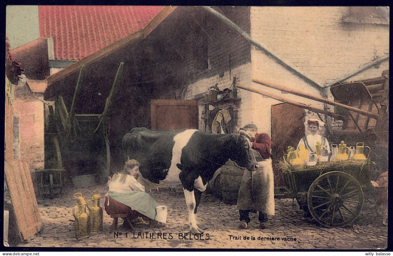 +++ CPA - LAITIERES BELGES - Trait De La Dernière Vache - Métier - Marchand - 1911 // - Bauernhöfe