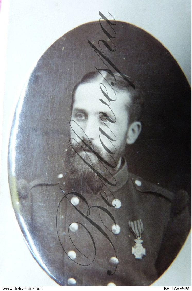 C.D.V Carte De Visite Atelier Studio Portret Cornand & Cie Gent .  Haeltert Soldaat Decoratie - Ancianas (antes De 1900)