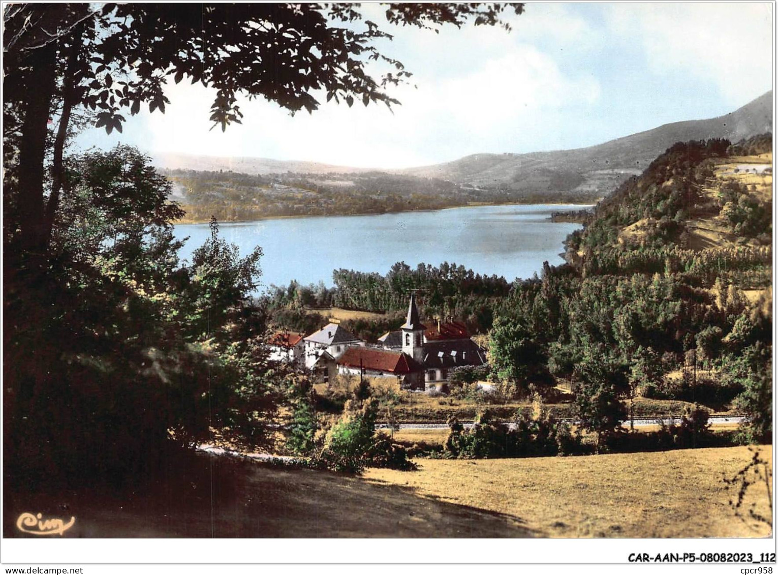 CAR-AANP5-73 CPSM-0423 - AIGUEBELLE-LE-LAC - Vue Générale Et Le Lac - 15x10cm - Aiguebelle