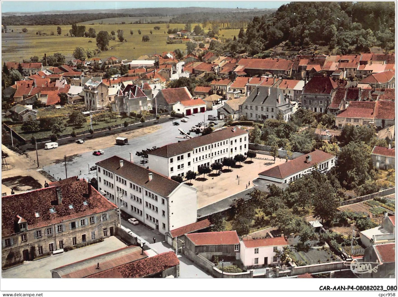 CAR-AANP4-70 CPSM-0312 - JUSSEY - Vue Aérienne - Collège - 15x10cm - Jussey