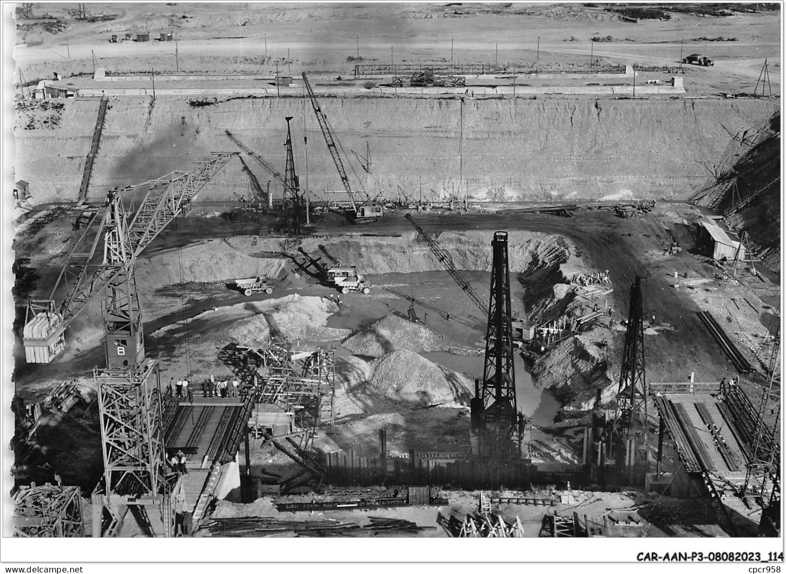 CAR-AANP3-68 CPSM-0233 - CHANTIER D'OTTMARSHEIM - Vue Générale De La Fouille De L'usine - 15x10cm - Ottmarsheim