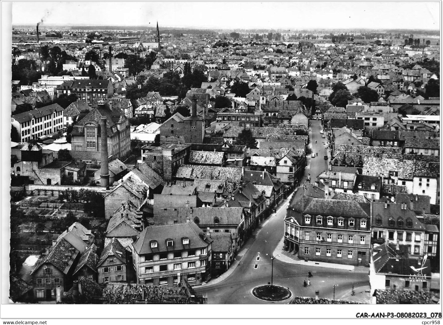 CAR-AANP3-67 CPSM-0215 - SCHILTIGHEIM - Place De La Mairie - 15x10cm - Schiltigheim