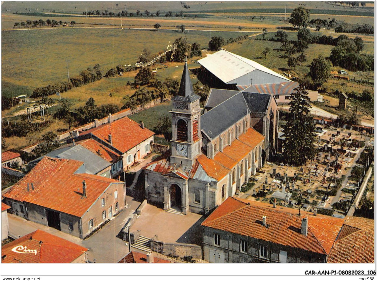 CAR-AANP1-55 CPSM-0054 - SOUILLY - Vue Aérienne - L'église - 15x10cm - Dun Sur Meuse