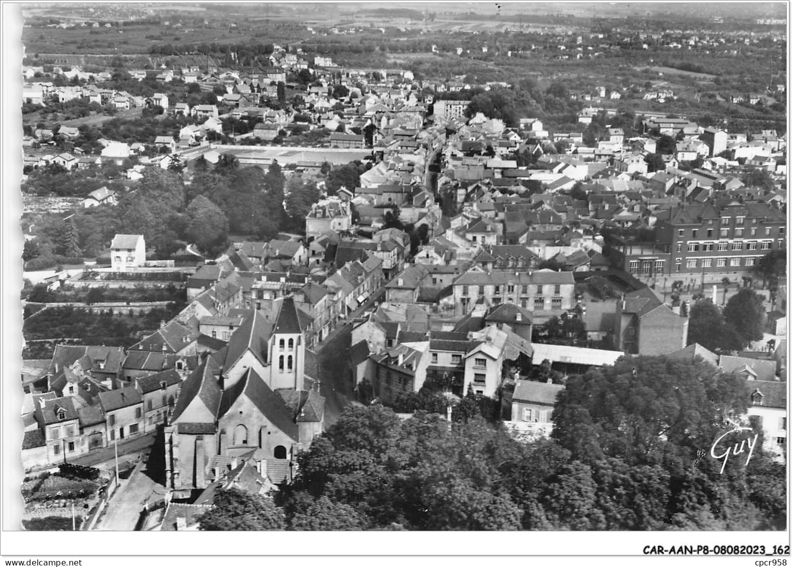 CAR-AANP8-95 CPSM-0747 - GROSLAY - Vue Générale Et église St-martin - 15x10cm - Groslay