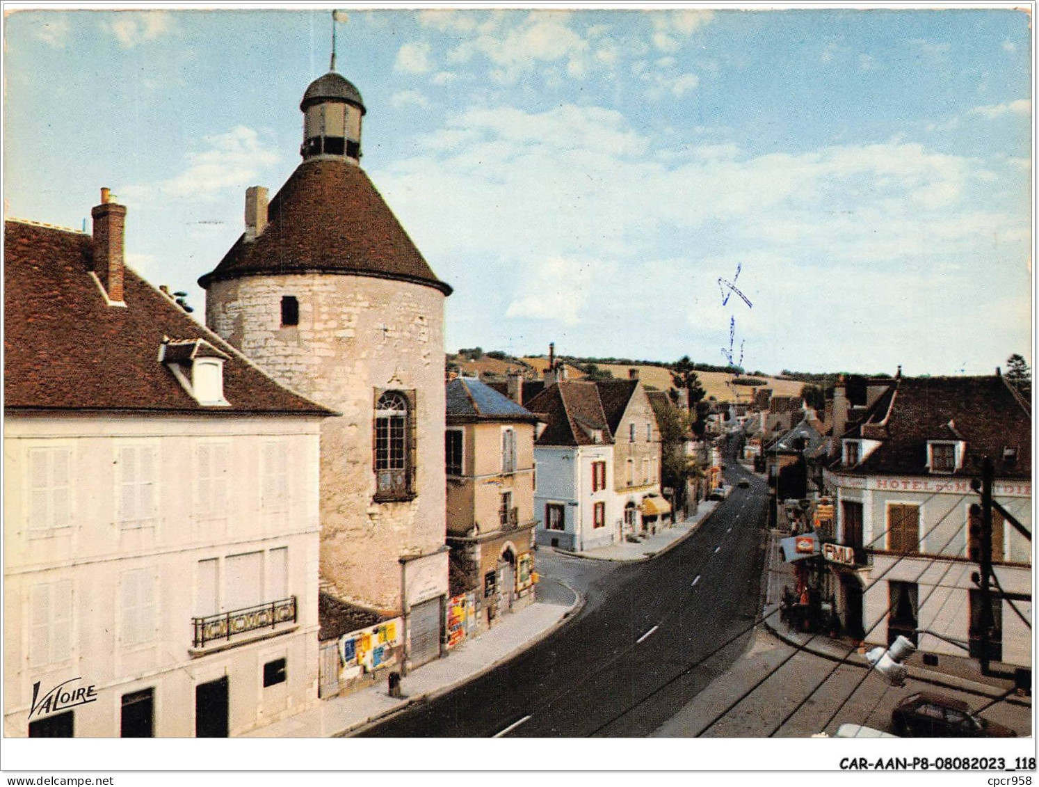 CAR-AANP8-89 CPSM-0725 - VERMENTON - Rue Générale De GAULLE - 15x10cm - Vermenton