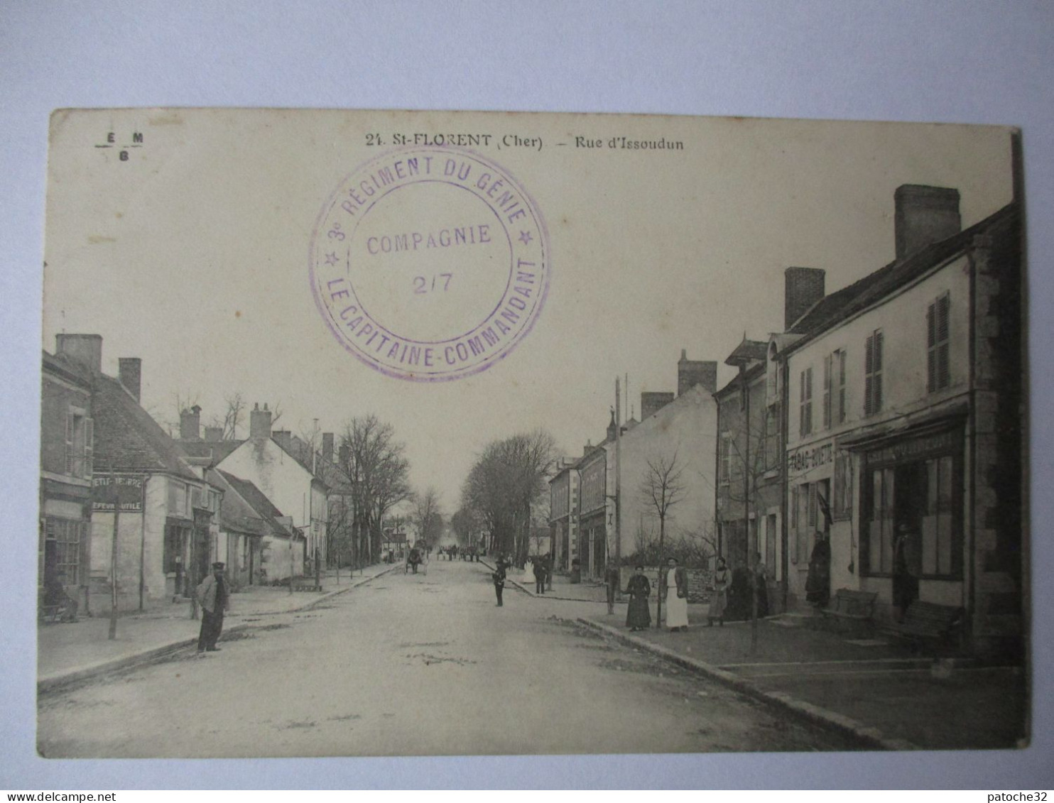 Cpa...St-Florent...(cher)...rue D'issoudun...1914/18...animée...(cachet . 3e Régiment Du Génie . Compagnie 217.).. - Saint-Florent-sur-Cher