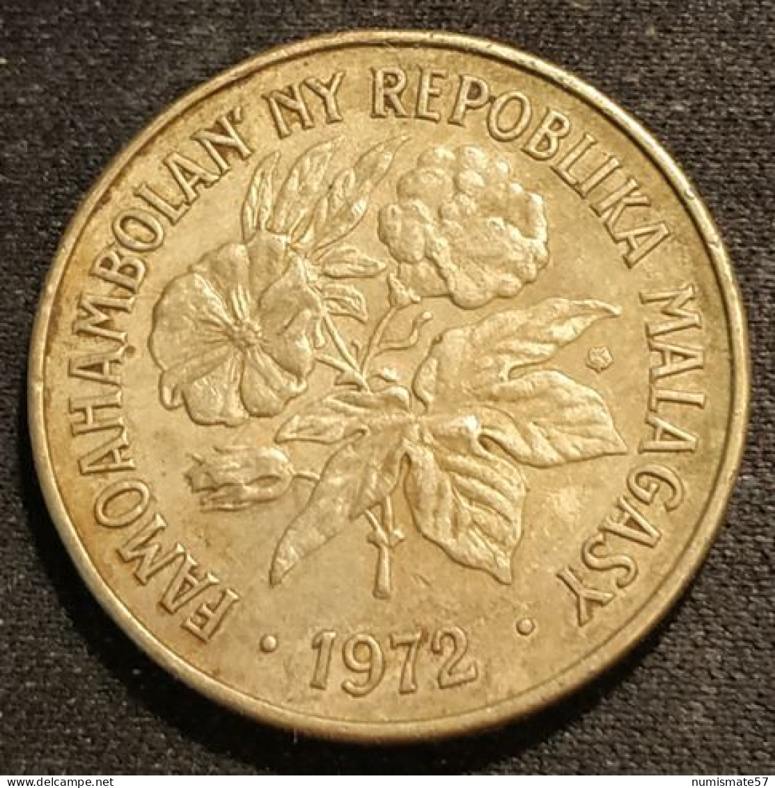 MADAGASCAR - 20 FRANCS 1972 - KM 12 - Madagascar