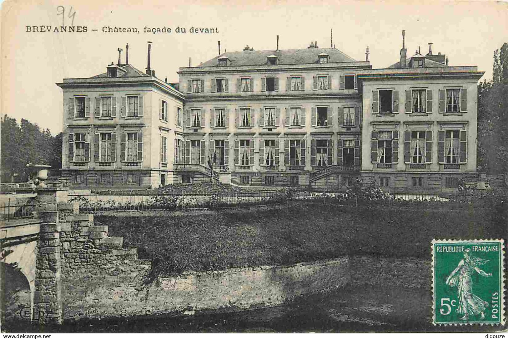 94 - Limeil Brevannes - Château - Façade Du Devant - CPA - Oblitération Ronde - Voir Scans Recto-Verso - Limeil Brevannes