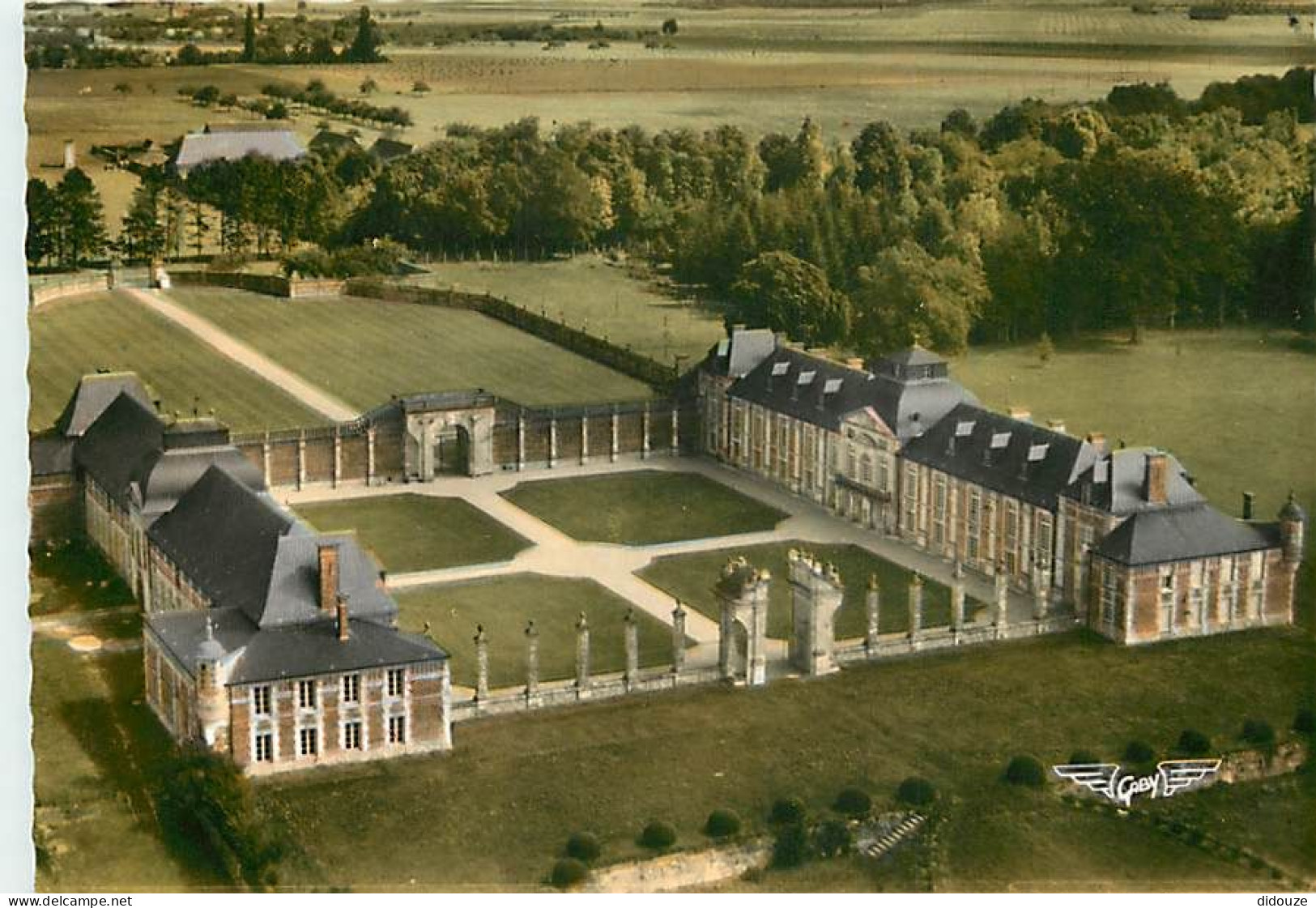 27 - Le Neubourg - Le Château Du Champs De Bataille - Vue Aérienne - CPM - Voir Scans Recto-Verso - Le Neubourg