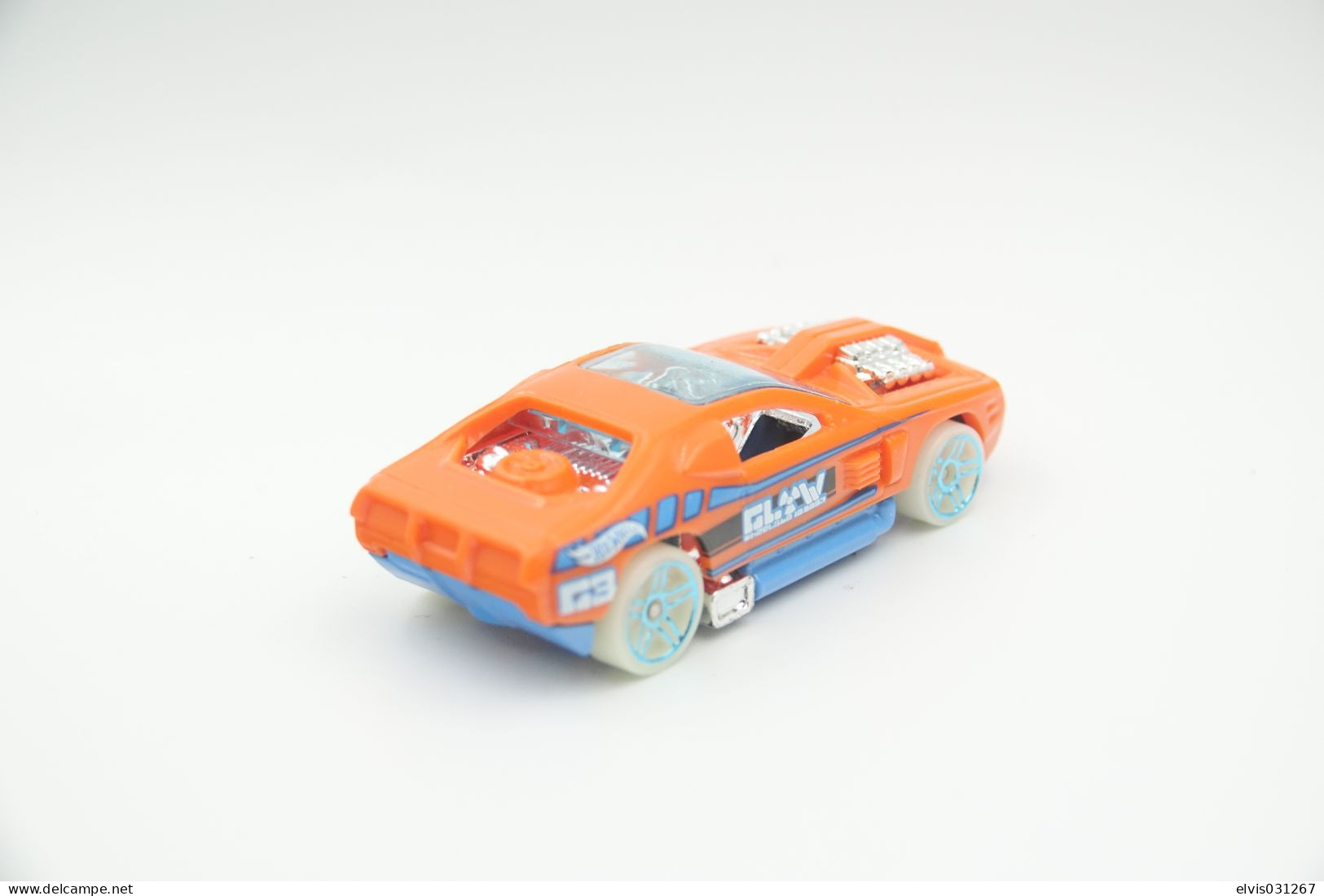 Hot Wheels Mattel Hollowback -  Issued 2018, Scale 1/64 - Matchbox (Lesney)