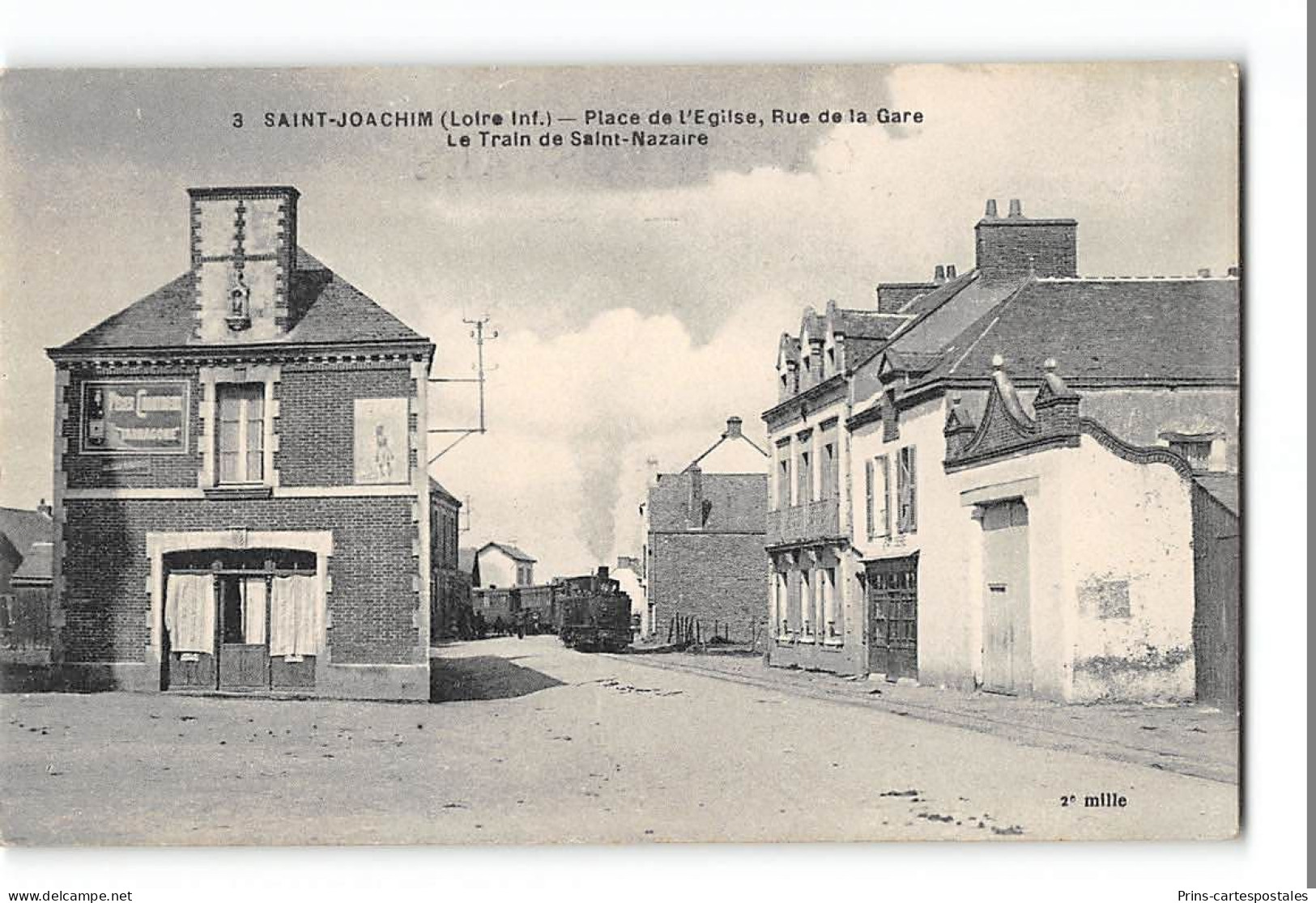 CPA 44 St Joachim Place De L'église Et Rue De La Gare Et Le Train Tramway - Saint-Joachim