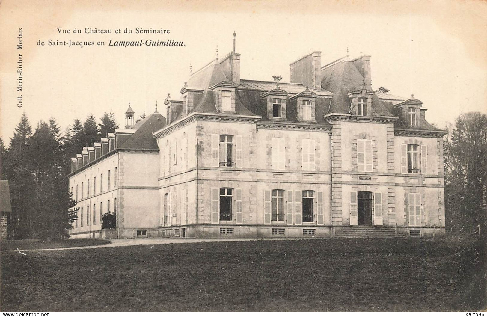 Lampaul Guimiliau * Le Séminaire St Jacques * Vue Du Château - Lampaul-Guimiliau