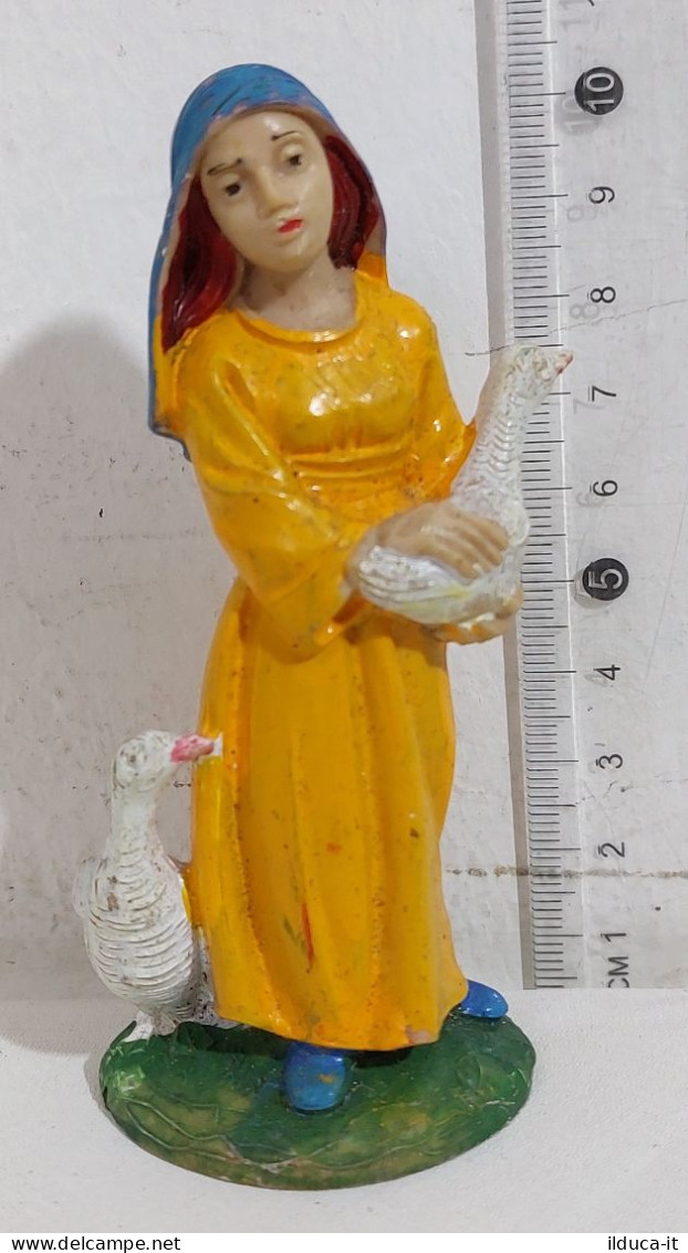 64743 Pastorello Presepe - Statuina In Plastica - Donna Con Papere - Crèches De Noël