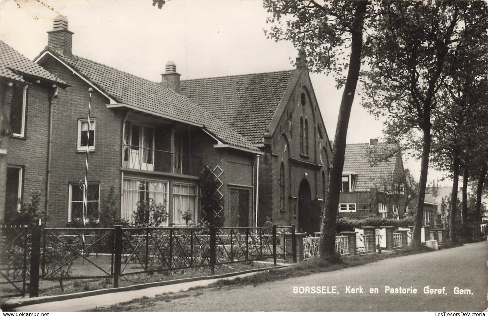 PAYS BAS - Borssele - Kerk En Pastorie Geref - Carte Postale Ancienne - Autres & Non Classés