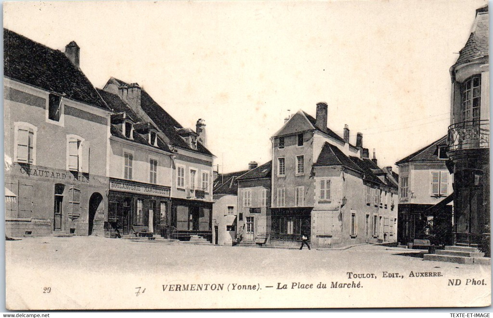 89 VERMENTON - La Place Du Mache, Vue D'ensemble  - Vermenton