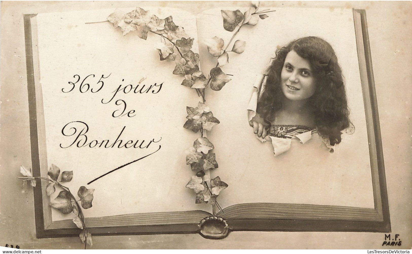 FANTAISIES - 365 Jours De Bonheur - Une Femme Sortant D'un Livre - Carte Postale Ancienne - Vrouwen