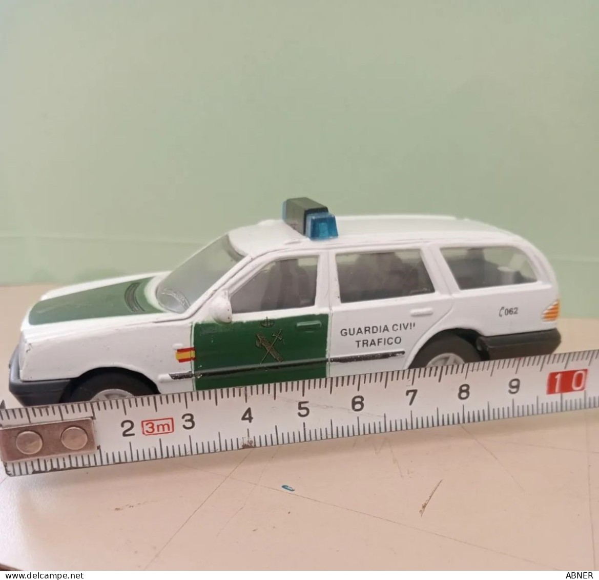 Mercedes Benz Guardia Civil De Metal Y Pasta - Autres & Non Classés