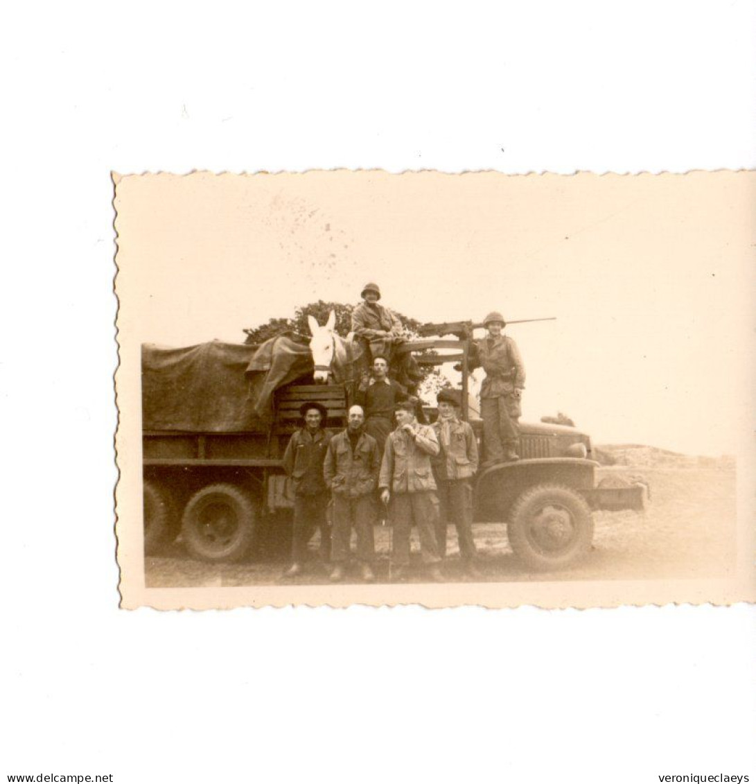 Photo Ancienne Militaires Camion De Transport De Troupe Mitrailleuse C1/10 - 1939-45