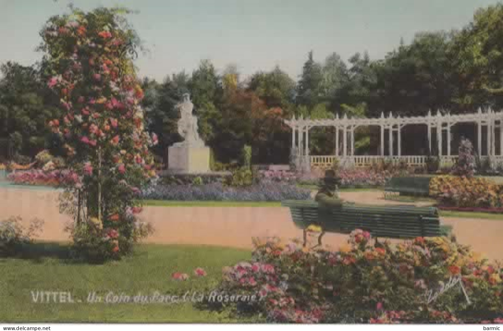 VITTEL, UN COIN DU PARC ET DE LA ROSERAIE COULEUR REF 15354 - Vittel