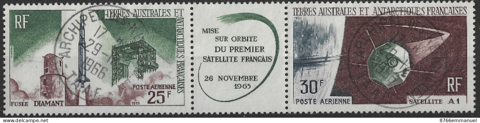 T.A.A.F. AERIEN N°11A Triptyque  Satellite, Fusée - Airmail