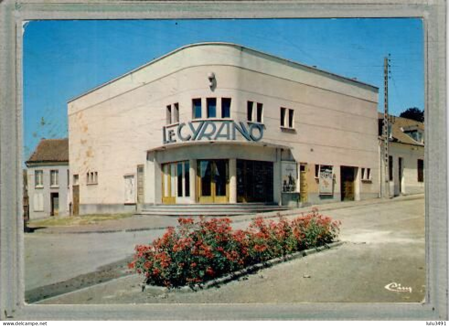 CPSM (80) CRECY-en-PONTHIEU - Thème: CINEMA: Le CYRANO (écran Courbe) - 1980 - Crecy En Ponthieu