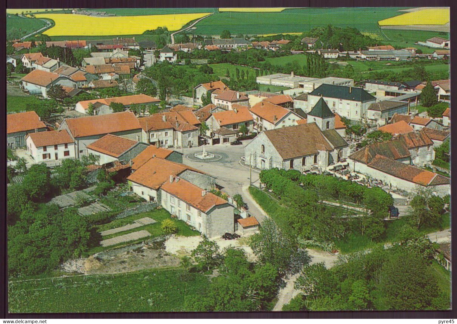 COLOMBEY LES DEUX EGLISES LE CIMETIERE L EGLISE ET LE MONUMENT AUX MORTS 52 - Colombey Les Deux Eglises