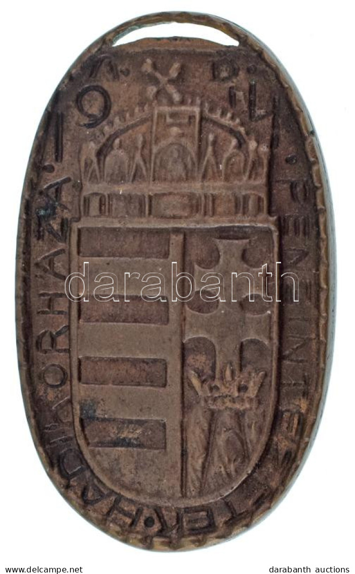 Zutt Richard (1887-1938) 1914. "Pénzintézetek Hadikórháza" Bronz Ovális Emlékérem (48x29mm) T:AU / Hungary 1914. "Milita - Non Classificati