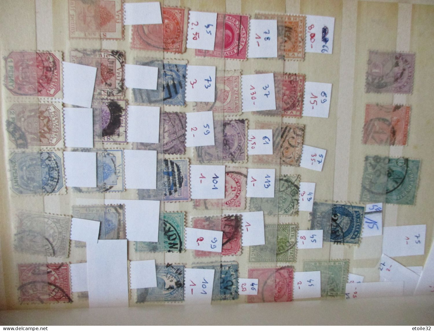 ACCUMULATION TIMBRES MONDE 1900/20 - Collections (sans Albums)